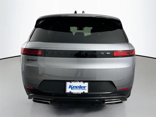 2024 Land Rover Range Rover Sport SE