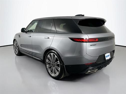 2024 Land Rover Range Rover Sport SE