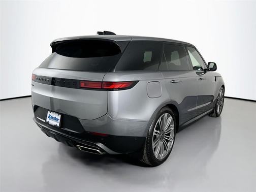 2024 Land Rover Range Rover Sport SE