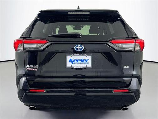 2021 Toyota RAV4 Prime SE