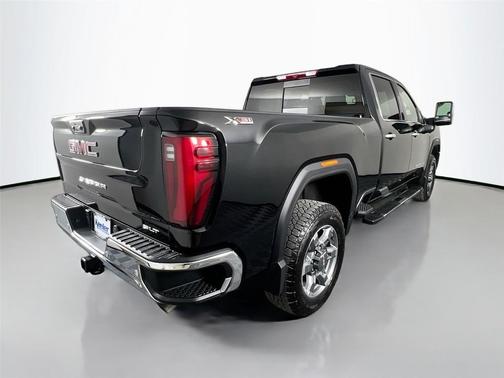 2025 GMC Sierra 2500 SLT