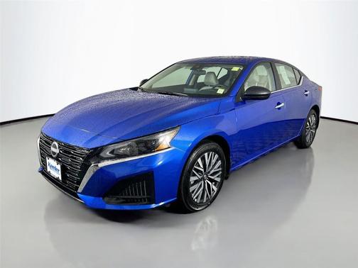 2025 Nissan Altima SV AWD