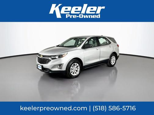 Silver Ice Metallic 2018 Chevrolet Equinox LS