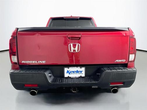 Radiant Red Metallic II 2023 Honda Ridgeline RTL