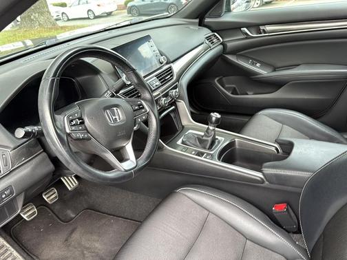 2018 Honda Accord Sport 2.0T