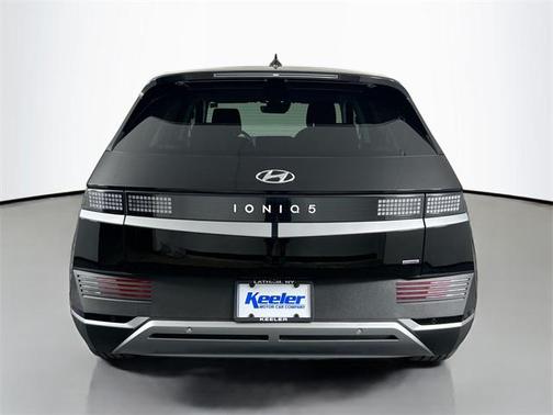 2022 Hyundai IONIQ 5 SE