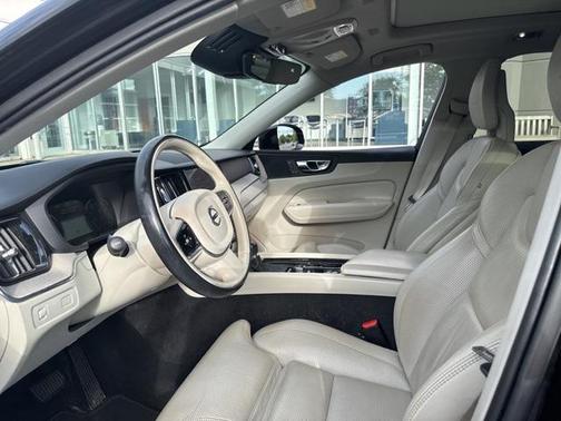 2018 Volvo XC60 T5 Inscription