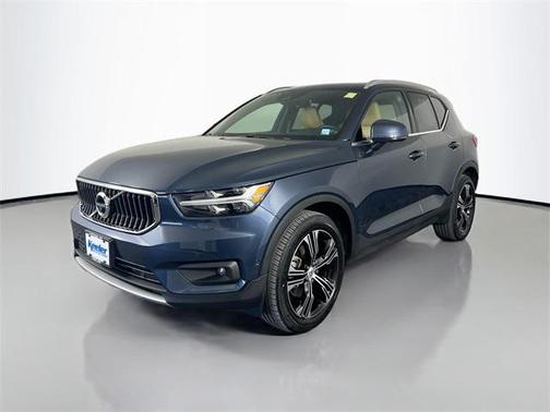 2022 Volvo XC40 T5 Inscription