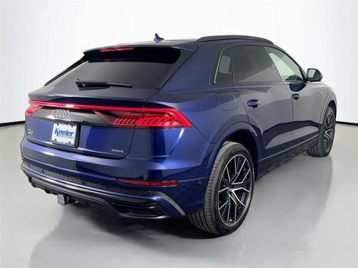 Navarra Blue Metallic 2022 Audi Q8 55 Prestige