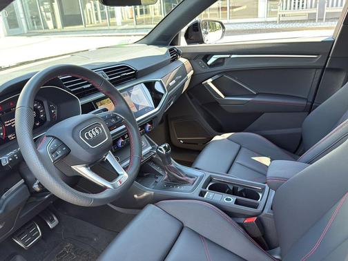 2025 Audi Q3 45 S line Premium Plus