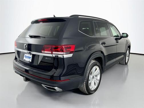 2023 Volkswagen Atlas 3.6L SE w/Technology