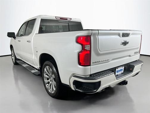 Iridescent Pearl Tricoat 2022 Chevrolet Silverado 1500 Limited High Country