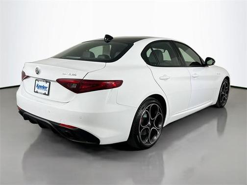 2022 Alfa Romeo Giulia Veloce