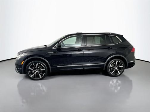 2022 Volkswagen Tiguan 2.0T SEL R-Line 4MOTION