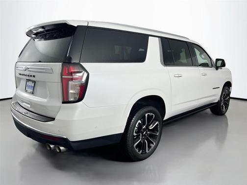 2024 Chevrolet Suburban 4WD High Country