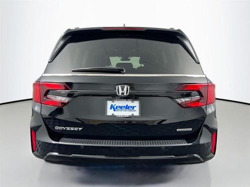 Crystal Black Pearl 2025 Honda Odyssey Touring