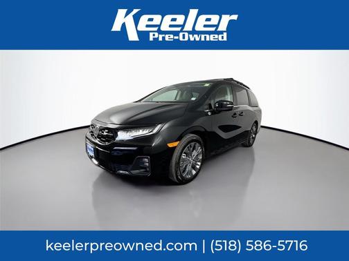 Crystal Black Pearl 2025 Honda Odyssey Touring