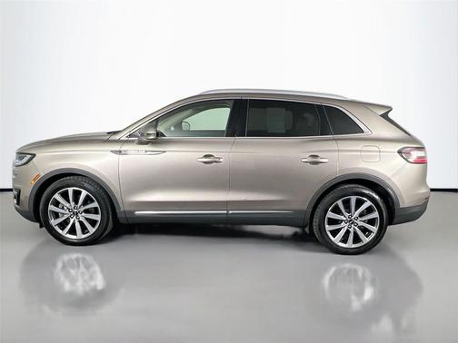 2019 Lincoln Nautilus Select