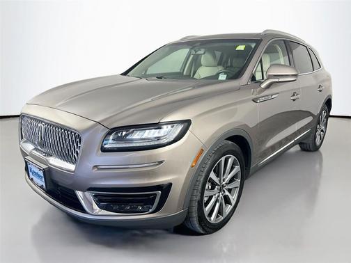 2019 Lincoln Nautilus Select