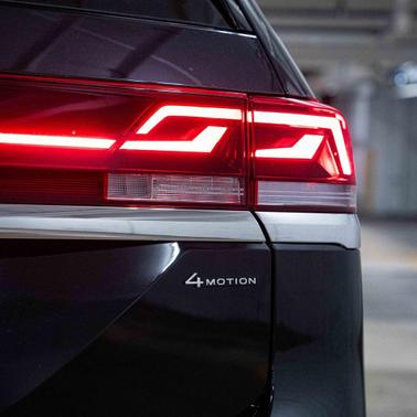 2026 Volkswagen Atlas 2.0T SEL Premium R-Line 4MOTION