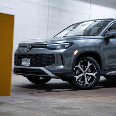 2025 Volkswagen Tiguan 2.0T SE 4MOTION