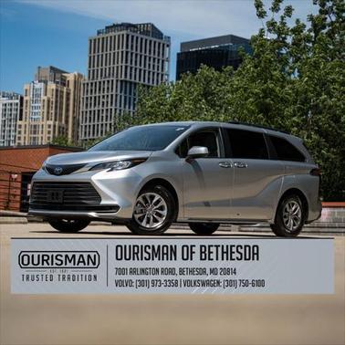 2021 Toyota Sienna LE