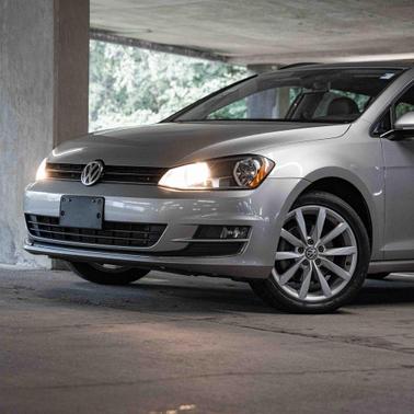 2017 Volkswagen Golf SportWagen TSI SE