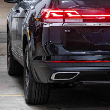 2025 Volkswagen Atlas 2.0T SE w/Technology 4MOTION