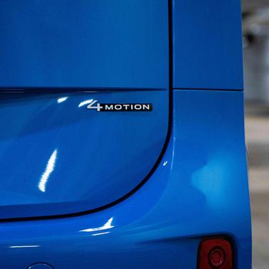 2025 Volkswagen ID. Buzz Pro S Plus with 4MOTION