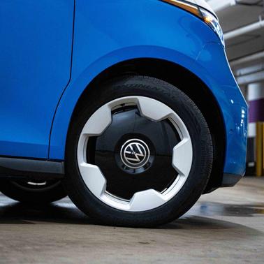 2025 Volkswagen ID. Buzz Pro S Plus with 4MOTION