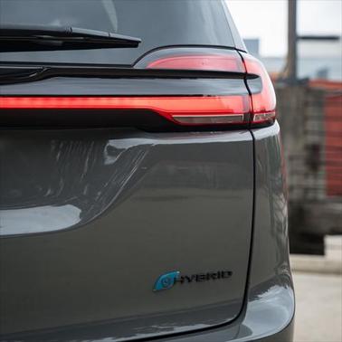 2023 Chrysler Pacifica Hybrid Limited