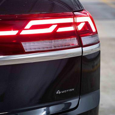 2026 Volkswagen Atlas Cross Sport 2.0T SEL Premium