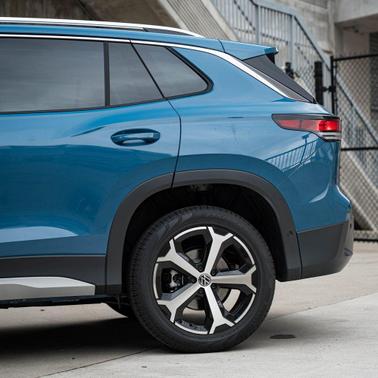 2025 Volkswagen Tiguan 2.0T SE 4MOTION