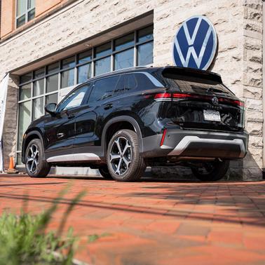 2025 Volkswagen Tiguan 2.0T SE 4MOTION