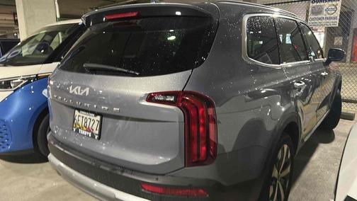 2022 Kia Telluride S