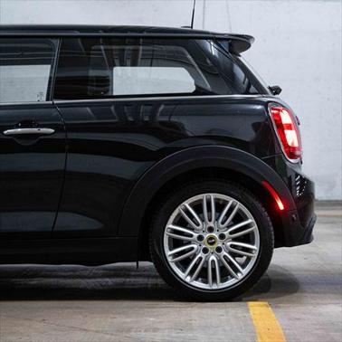 2023 MINI Hardtop Cooper S
