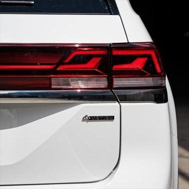 2025 Volkswagen Atlas 2.0T SE w/Technology 4MOTION