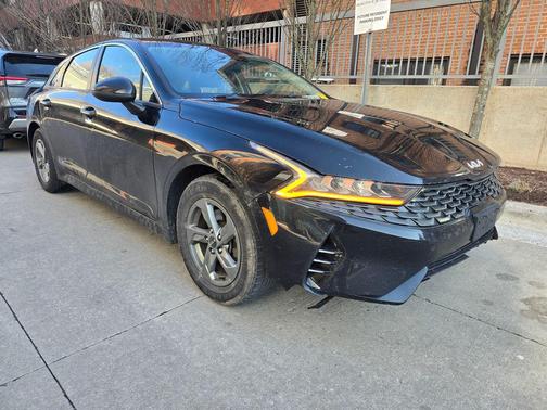 2022 Kia K5 LXS
