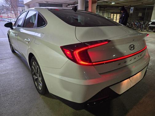 2022 Hyundai SONATA SEL