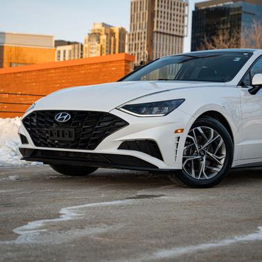 2022 Hyundai SONATA SEL