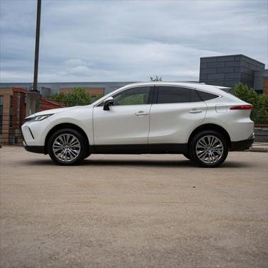 2022 Toyota Venza XLE