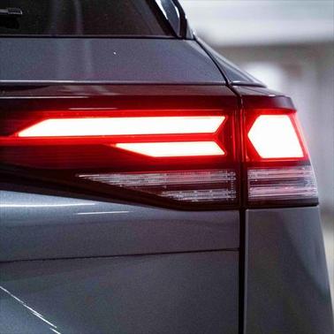 2025 Volkswagen Tiguan 2.0T SE 4MOTION
