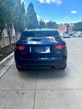 2018 Jaguar F-PACE 30t Premium