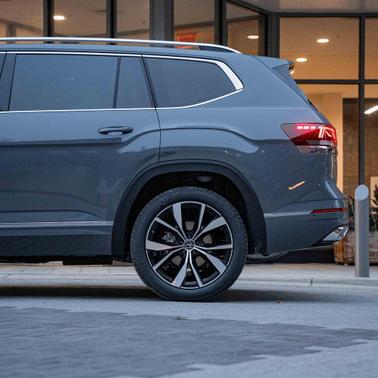 2026 Volkswagen Atlas 2.0T SEL Premium R-Line 4MOTION