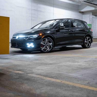 2025 Volkswagen Golf GTI 2.0T SE DSG