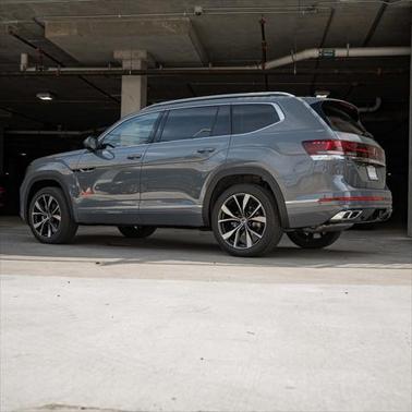 2025 Volkswagen Atlas 2.0T SEL Premium R-Line 4MOTION