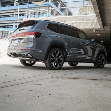 2025 Volkswagen Atlas 2.0T SEL Premium R-Line 4MOTION