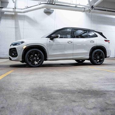2025 Volkswagen Tiguan 2.0T SE R-Line Black