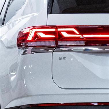 2025 Volkswagen Atlas 2.0T SE w/Technology 4MOTION