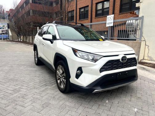 2019 Toyota RAV4 Limited